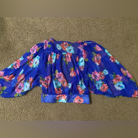Tramp Blue floral lightweight crop top cardigan size Small - Picture 4 of 6